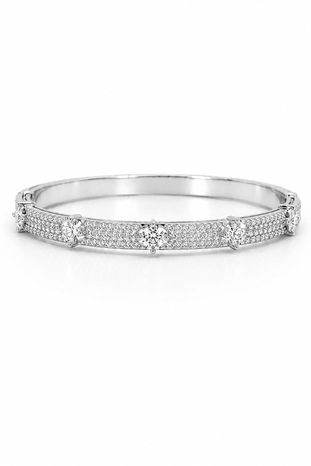 Aveloria Bangle Bracelet